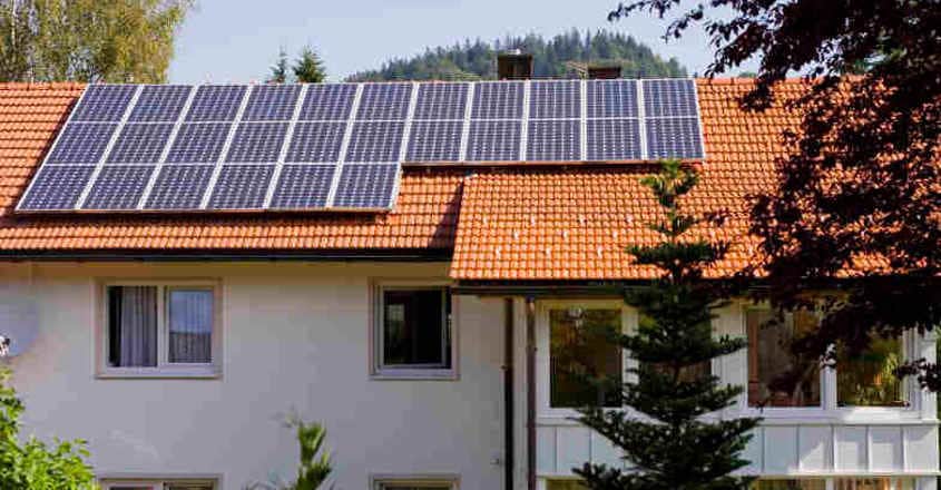 Installing solar panels on rooftop is a smart option Installing solar panels on rooftop is a smart option