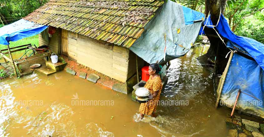 Heavy rains continue in Kerala, Moozhiyar dam likely to be opened Heavy rains continue in Kerala, Moozhiyar dam likely to be opened