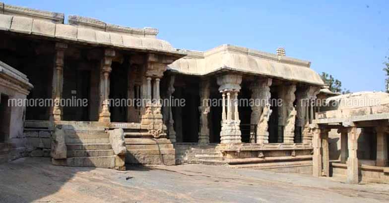 lepakshi-temple-overview lepakshi-temple-overview