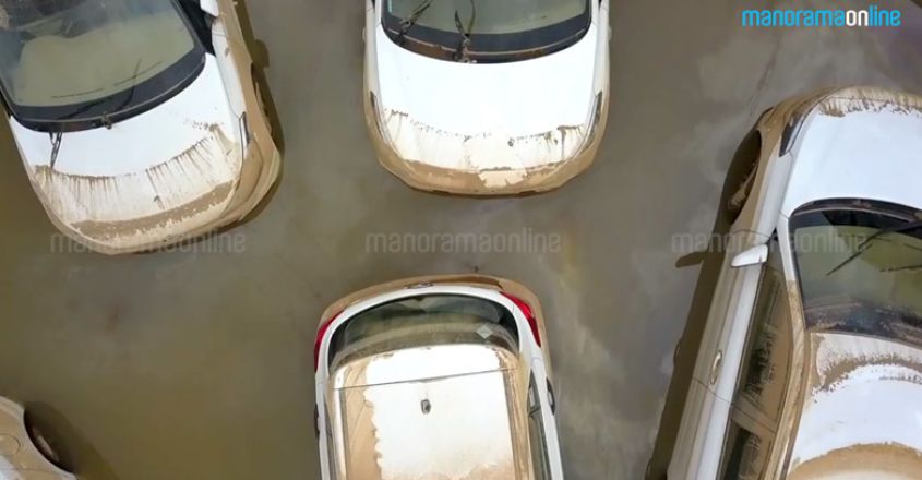 car-flood-1