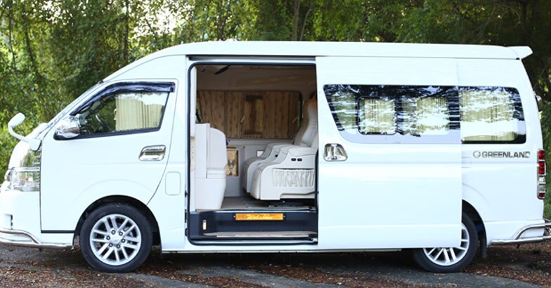 toyota-hiace-8 toyota-hiace-8