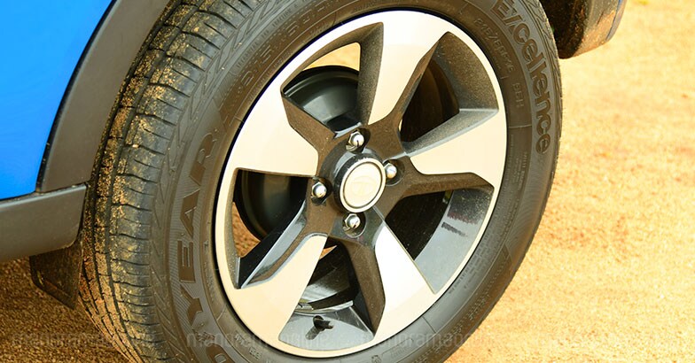 tata-nexon-16 tata-nexon-16