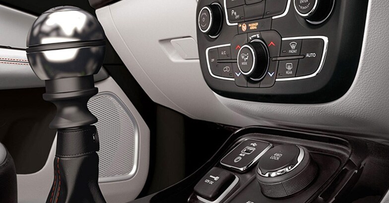 jeep-compass-4 jeep-compass-4