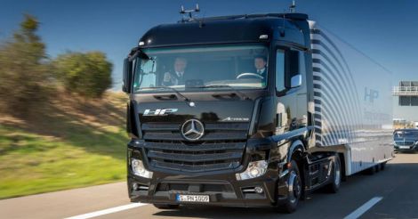 Daimler Driverless Truck
