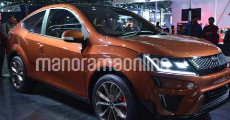 mahindra-xuv-aero-auto-expo mahindra-xuv-aero-auto-expo