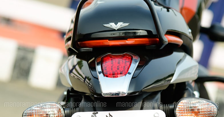 bajaj-v12-test-ride-5 bajaj-v12-test-ride-5