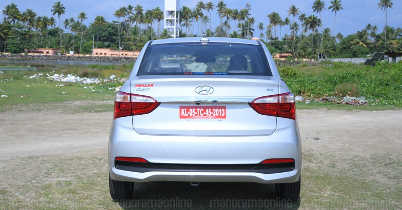 hyundai-xcent-2017-9 hyundai-xcent-2017-9