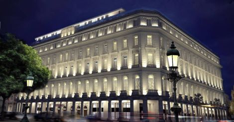 havana-hotel-night-view