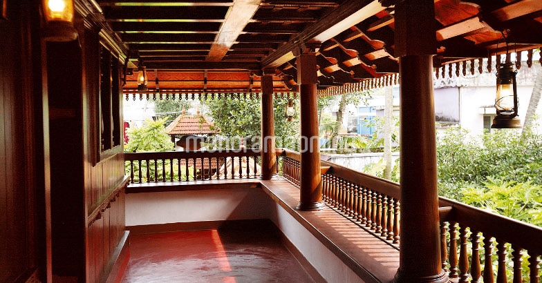 wood-house-4 wood-house-4