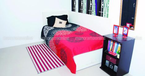 renovated-home-bedroom-kottayam