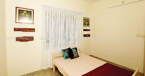 7-lakh-house-bed