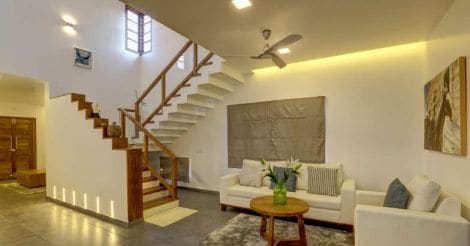 chottanikara-house-stair