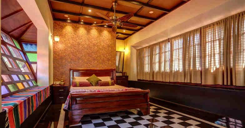 modern-nalukettu-thrissur-bed modern-nalukettu-thrissur-bed