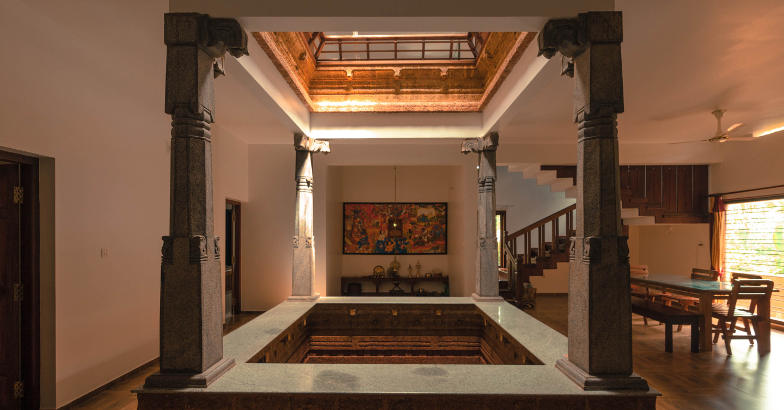 bamsuri-kanhangad-courtyard bamsuri-kanhangad-courtyard
