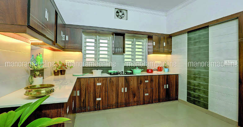 27-lakh-home-payyoli-kitchen 27-lakh-home-payyoli-kitchen