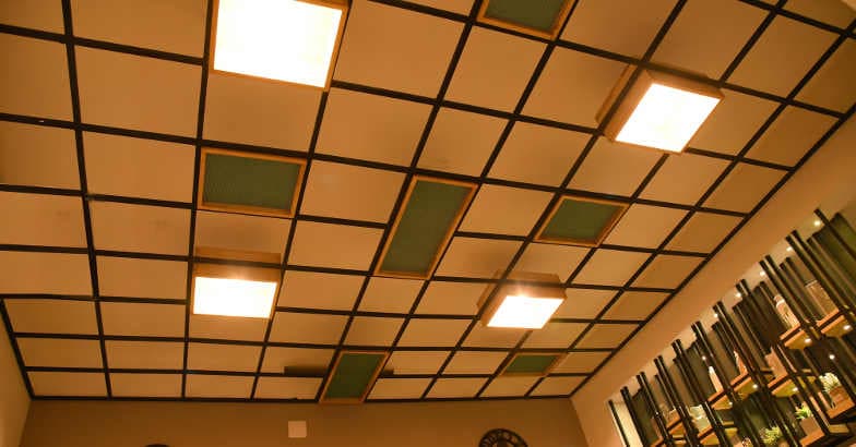 ceiling-with-pipe-rubwood ceiling-with-pipe-rubwood