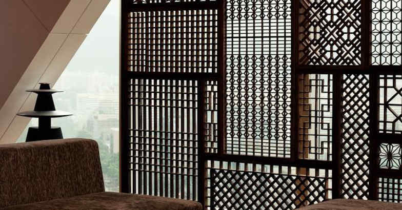 intricate-wood-divider intricate-wood-divider