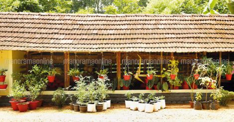 hobby-garden-konny-store-house