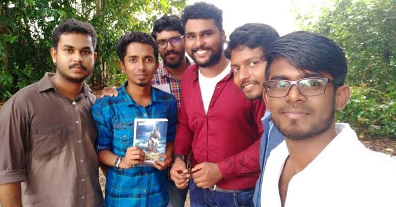 akhil-friends-mercury-island akhil-friends-mercury-island