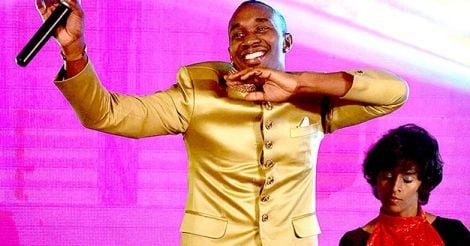Dwayne Bravo Launches his Music Single 'Chalo Chalo' Dwayne Bravo Launches his Music Single 'Chalo Chalo'