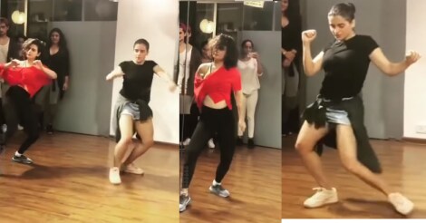 dangal-actresses-dance