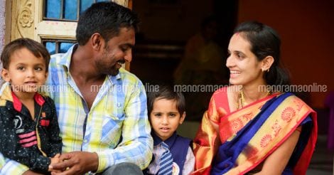 Manorama-with-family