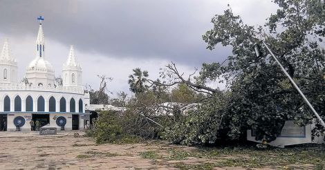 Velankanni-church-after-cyclone-gaja