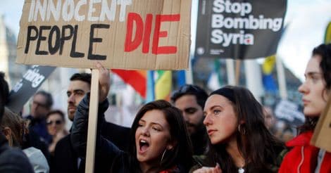 Protest-against-bombing-in-Syria