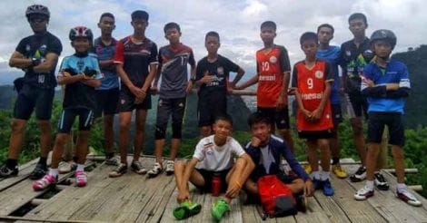 thai-kids-with-coach