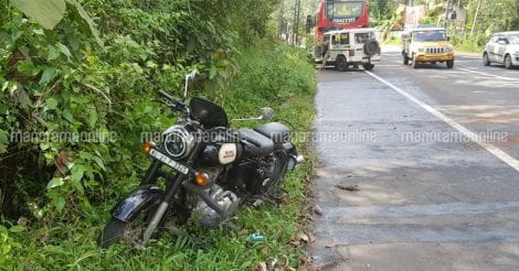 pathanamthitta-accident