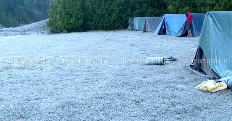 munnar-snow-11 munnar-snow-11