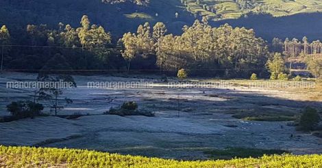 munnar-snow-12 munnar-snow-12