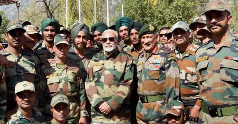 Modi-with-Army-men