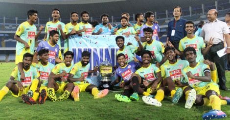 kerala-team-with-cup