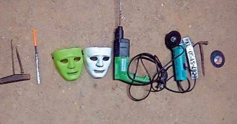 weapons-and-masks