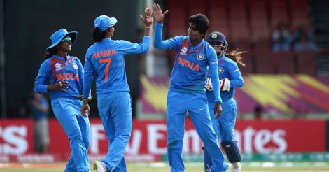 indian-women-t20-team-celebration