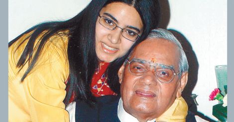 vajpayee-and-grand-daughter