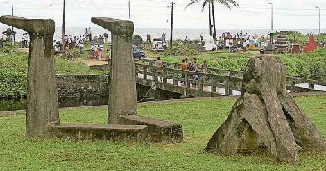 statue-Payyambalam