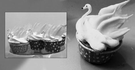 swan-cupcake