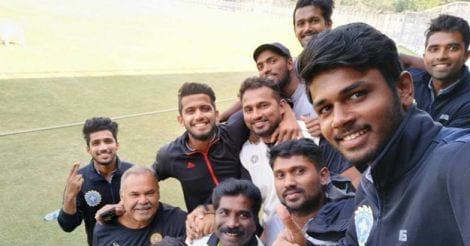 Kerala-Ranji-Team-With-Whatmore