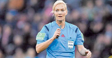women-referee