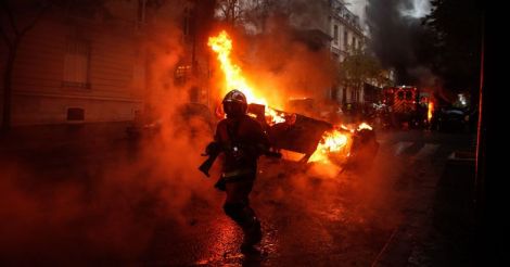 yellow-revolution-crisis-in-france