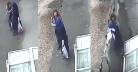 shocking-footage-shows-sinkhole-opening-and-swallowing-two-women
