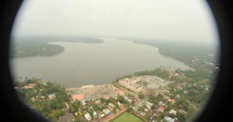 ashtamudi-lake ashtamudi-lake