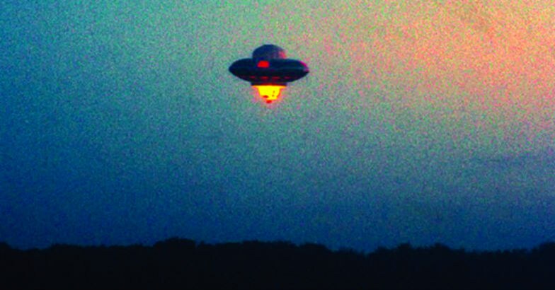 richard-branson-ufo-april-fools-1989-london-2 richard-branson-ufo-april-fools-1989-london-2