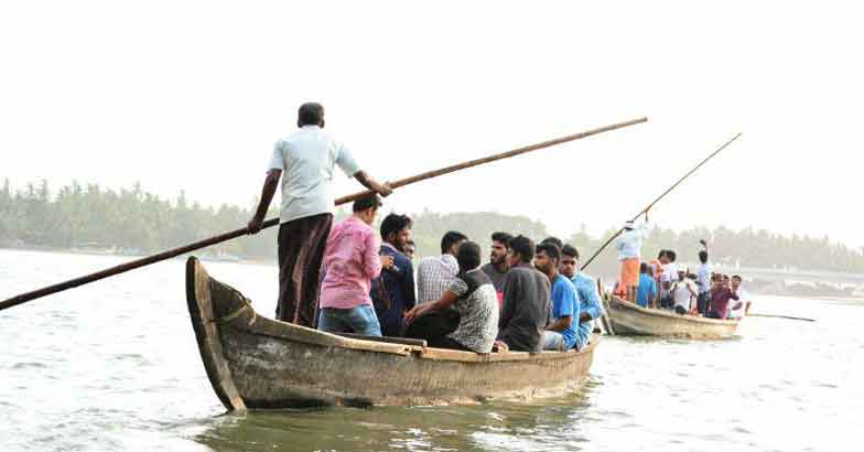 4boat-trip 4boat-trip