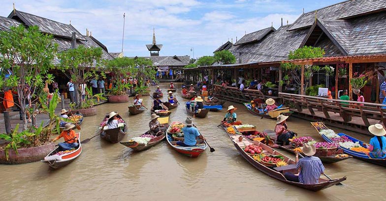 pattaya-floting4 pattaya-floting4