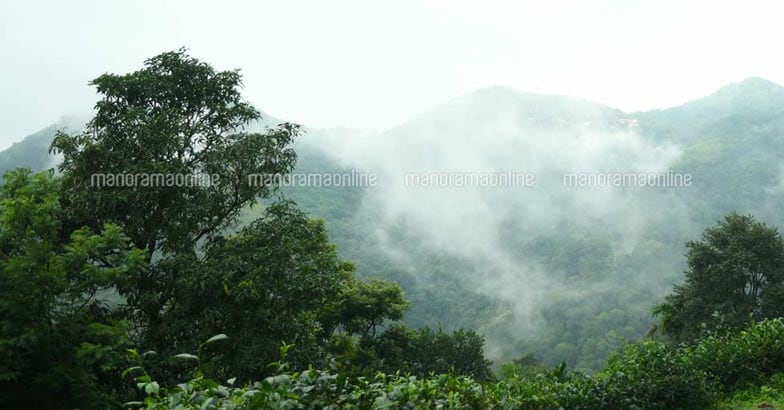 ponmudi ponmudi