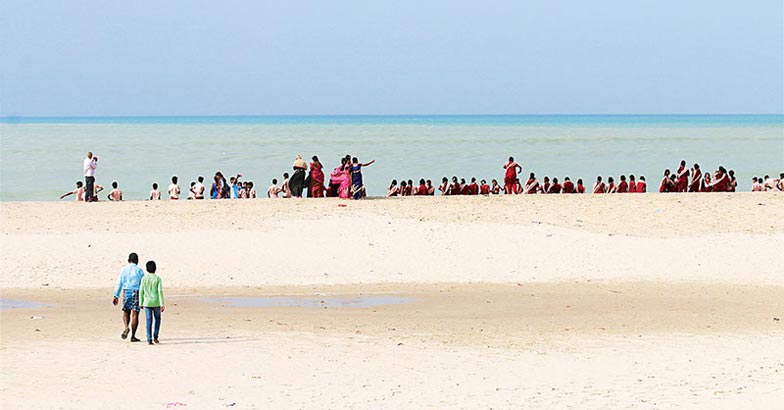 danushkodi-beach-at-arichalmunai danushkodi-beach-at-arichalmunai