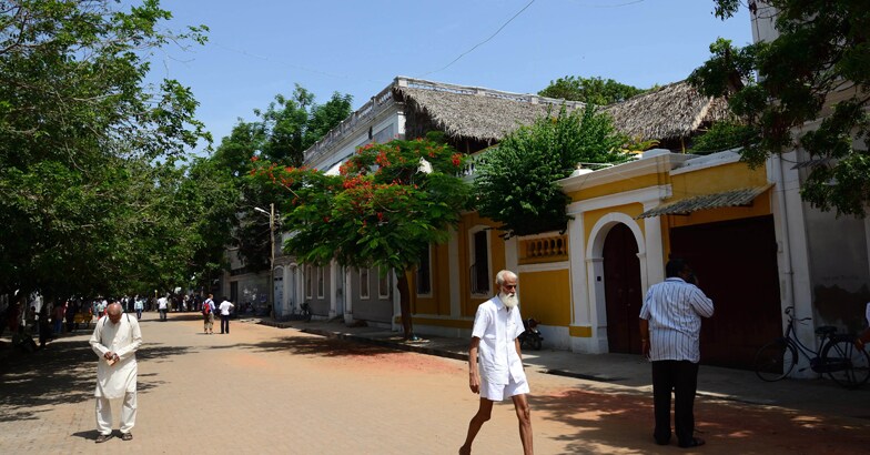 pStreet-in-Pondicherry pStreet-in-Pondicherry